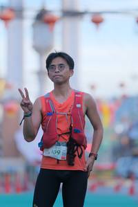 BIB: 109
                            <button type="button" onclick="openModal(21815357)" class="btn btn-primary btn-sm float-right btn-popup" data-toggle="modal" data-target=".modal-high-quality">
                        <i class="fas fa-shopping-cart"></i> Add to Cart
                    </button>
                                            <button type="button" onclick="isThisMe(21815357, true)" class="btn btn-success btn-sm float-right btn-popup btn-isme hidden" data-toggle="tooltip" data-placement="bottom" title="นี่คือรูปของคุณใช่ไหม คลิกที่นี่เพื่อเอาเข้าอัลบั้ม">
                        <i class="fas fa-plus"></i> Add to album
                    </button>
                    <button type="button" onclick="isThisMe(21815357, false)" class="btn btn-warning btn-sm float-right btn-popup btn-isnotme hidden">
                        <i class="fas fa-ban"></i> Remove from album
                    </button>